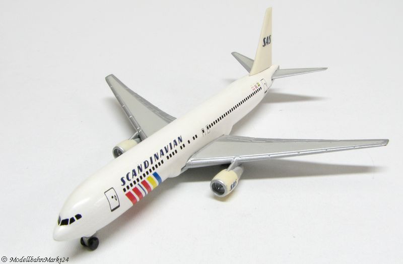 HERPA Wings Boeing 767-300 Scandinavian Airlines 1:500
