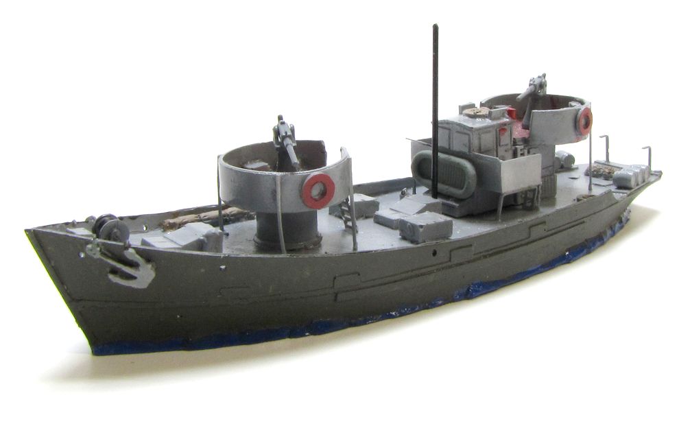Kriegsfischkutter KFK 363 mit Geschützen WW2 Standmodell Militär Maßstab 1:160