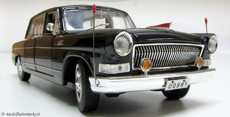 KADER PRECISION MODELS Red Flag Limousine CA 770 schwarz Maßstab 1:24 - OVP