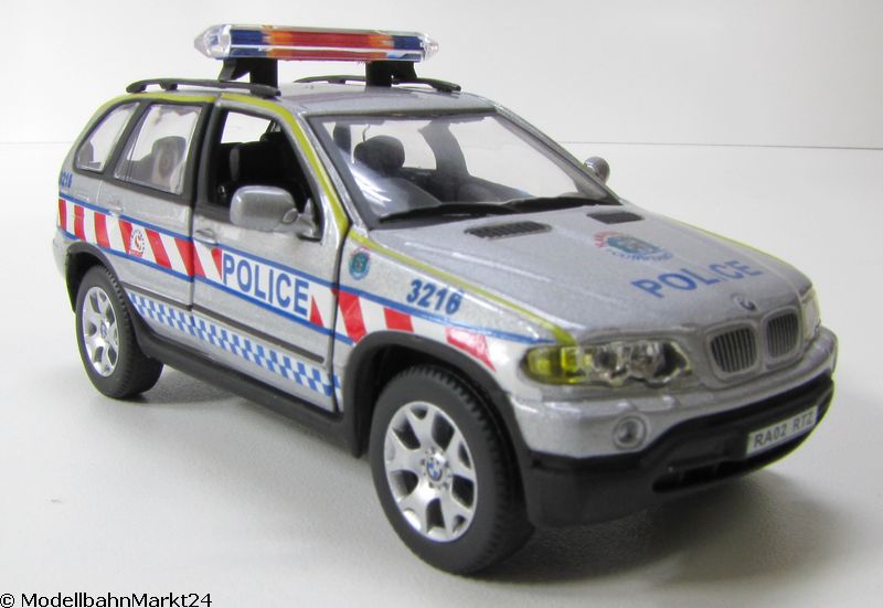 BMW X5 Police 2002 GB 3216 Automodell Scale 1:43 - OVP