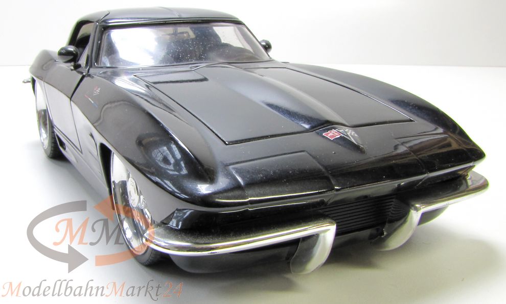 JADATOYS 90108 1963 Chevy Corvette Sting Ray Coupé in schwarz Maßstab 1:18