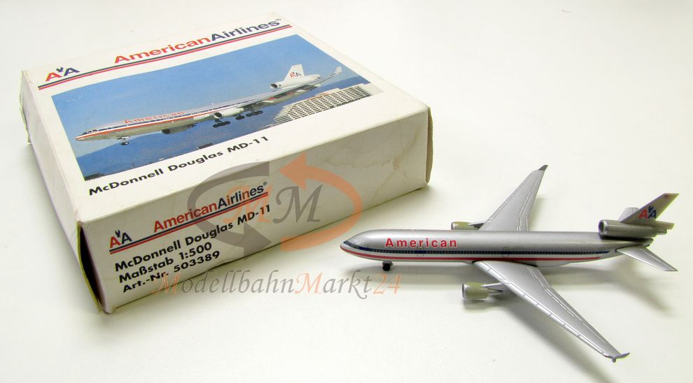 HERPA Wings 503389 - McDonnell Douglas MD-11 American Airlines Scale 1:500 - OVP