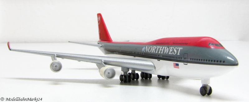 HERPA Wings Boeing 747-400 Northwest Airlines